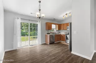 207 Concord Ln, Richlands, NC 28574 - Photo 8