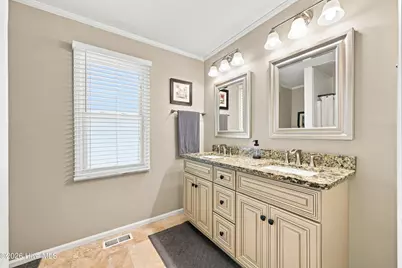319 Doris Avenue E, Jacksonville, NC 28540 - Photo 22