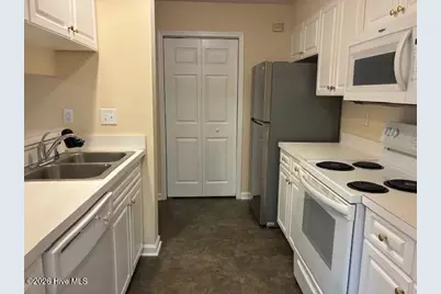 719 Melba Court #C, Wilmington, NC 28405 - Photo 12