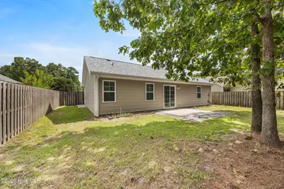 421 Ridgeway Drive, Sneads Ferry, NC 28460 - Photo 28