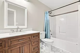 606 Carat Ct, Jacksonville, NC 28546 - Photo 32
