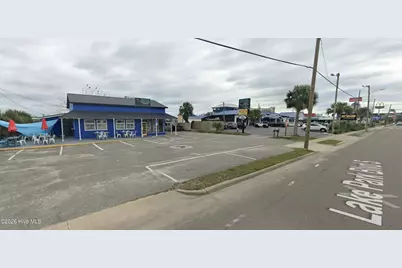 304 N Lake Park Boulevard N, Carolina Beach, NC 28428 - Photo 2