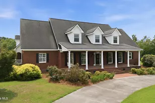 2239 Autumn Dr, Kinston, NC 28501 - Photo 2