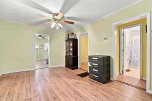 23780 Cotton St, Wagram, NC 28396 - Photo 14
