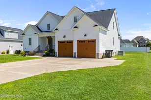 109 Michelle Dawn Dr, Goldsboro, NC 27534 - Photo 2