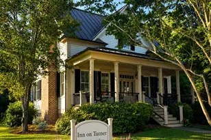 600 Broad St, Oriental, NC 28571 - Photo 1