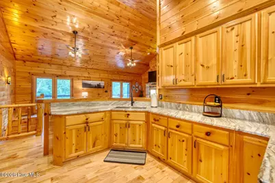 66 Huntington Circle, Murphy, NC 28906 - Photo 12