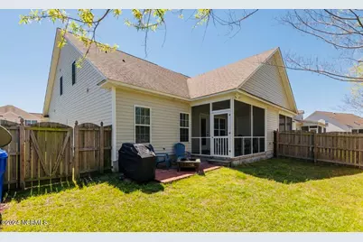 1860 Cambria Drive #B, Greenville, NC 27834 - Photo 4
