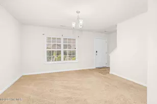 108 Castlebury Ct, Rocky Mount, NC 27804 - Photo 4