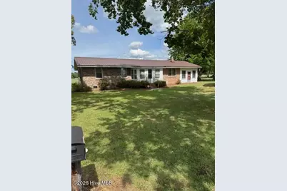 666 Faith Road, Pembroke, NC 28372 - Photo 2
