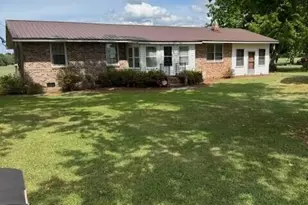 666 Faith Rd, Pembroke, NC 28372 - Photo 2