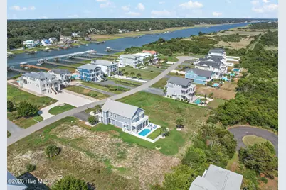 867 Heron Landing Wynd, Holden Beach, NC 28462 - Photo 16