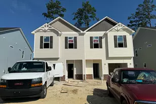 105 Chestnut Hill Dr, Jacksonville, NC 28546 - Photo 1
