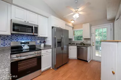 4038 Arbor Green Way, New Bern, NC 28562 - Photo 14