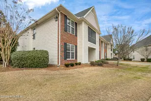 89 Gallery Dr, Spring Lake, NC 28390 - Photo 2