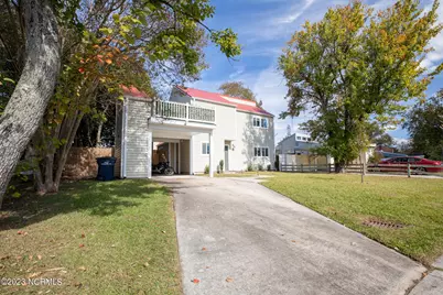 204 E Doris Avenue, Jacksonville, NC 28540 - Photo 2