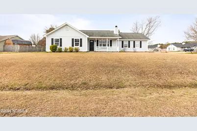 305 Foxridge Lane, Hubert, NC 28539 - Photo 4