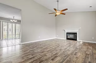 305 Foxridge Ln, Hubert, NC 28539 - Photo 10
