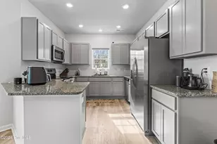 421 Blockade Shl Ln, Jacksonville, NC 28546 - Photo 8