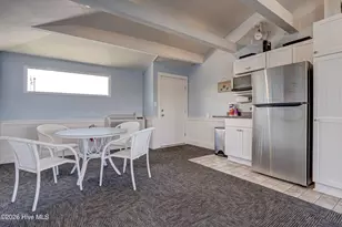 322 Causeway Dr, Wrightsville Beach, NC 28480 - Photo 98