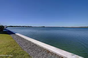 322 Causeway Dr, Wrightsville Beach, NC 28480 - Photo 96