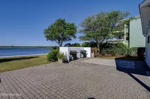 322 Causeway Dr, Wrightsville Beach, NC 28480 - Photo 94