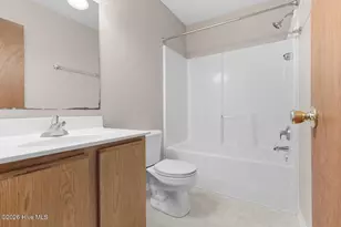 2065 Brandymill Ln, Jacksonville, NC 28546 - Photo 14