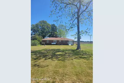 13570 N Lake Road, Engelhard, NC 27824 - Photo 4