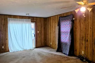 612 Calhoun St, Clinton, NC 28328 - Photo 12