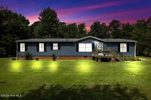 146 Canary Ln, Pikeville, NC 27863 - Photo 2