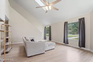 2321 Caracara Dr, New Bern, NC 28560 - Photo 4