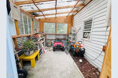 201 N Chestnut Street, Clinton, NC 28328 - Photo 68