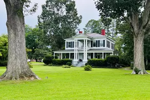 201 N Chestnut St, Clinton, NC 28328 - Photo 4
