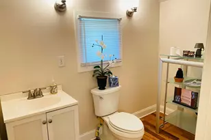 201 N Chestnut St, Clinton, NC 28328 - Photo 64