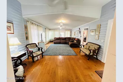 201 N Chestnut Street, Clinton, NC 28328 - Photo 28