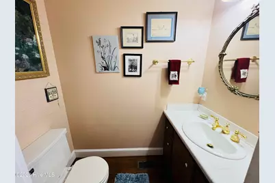 201 N Chestnut Street, Clinton, NC 28328 - Photo 30