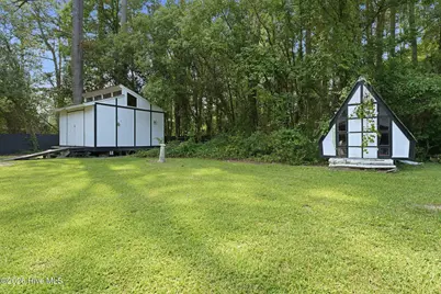 13280 Blues Farm Road, Laurinburg, NC 28352 - Photo 32