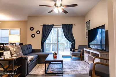887 Ducks Landing, Aberdeen, NC 28315 - Photo 6