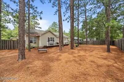 1395 Longleaf Drive E, Pinehurst, NC 28374 - Photo 4