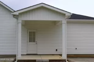 107 Sagewood Dr, Dudley, NC 28333 - Photo 2