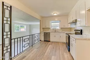 223 Memory Dr, Augusta, GA 30906 - Photo 12