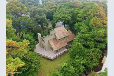 203 Lagoon Court, Emerald Isle, NC 28594 - Photo 4