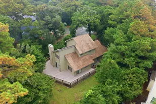 203 Lagoon Ct, Emerald Isle, NC 28594 - Photo 4