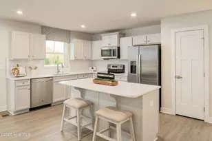 3341 Primrose Dr, Navassa, NC 28451 - Photo 2