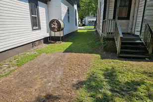 315 Tarboro St NE, Wilson, NC 27893 - Photo 2