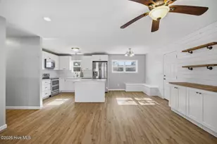 1329 Avon Ct, Wilmington, NC 28405 - Photo 6