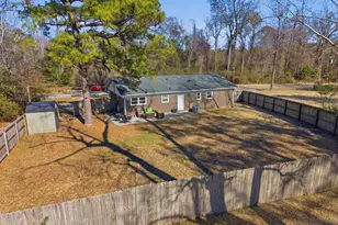 1329 Avon Ct, Wilmington, NC 28405 - Photo 18