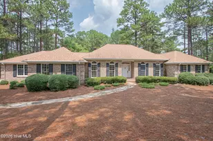585 Donald Ross Dr, Pinehurst, NC 28374 - Photo 2
