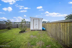 111 E Barred Owl Dr, Hampstead, NC 28443 - Photo 36
