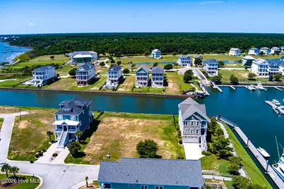 329 Oxton Place, Newport, NC 28570 - Photo 2